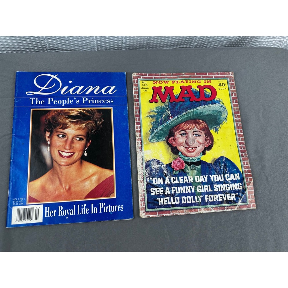 2 Princesses Diana magazines‎